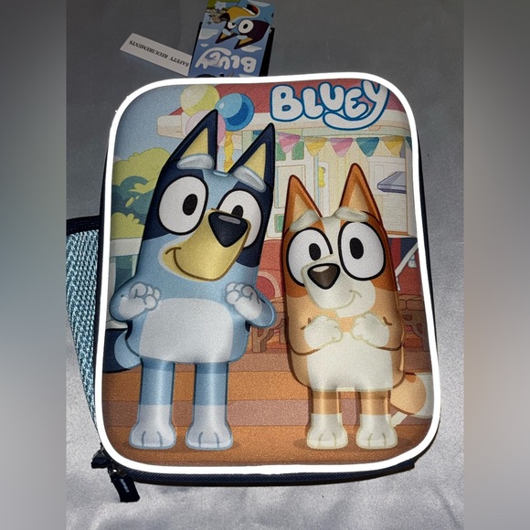Bluey Lunchbox - Picture 3 of 11